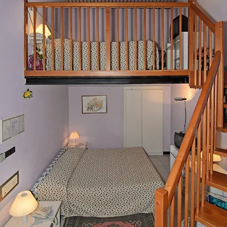 雷克斯酒店 卢卡