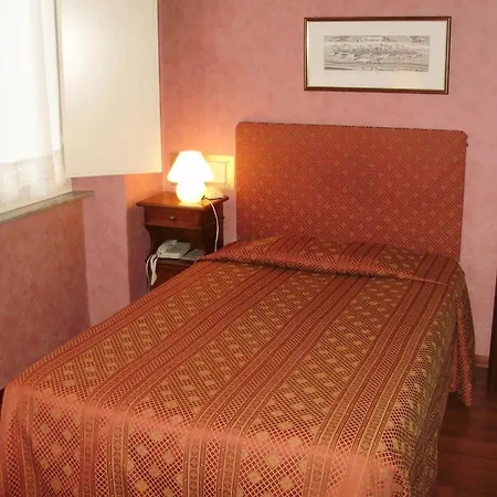 Rex Hotel
